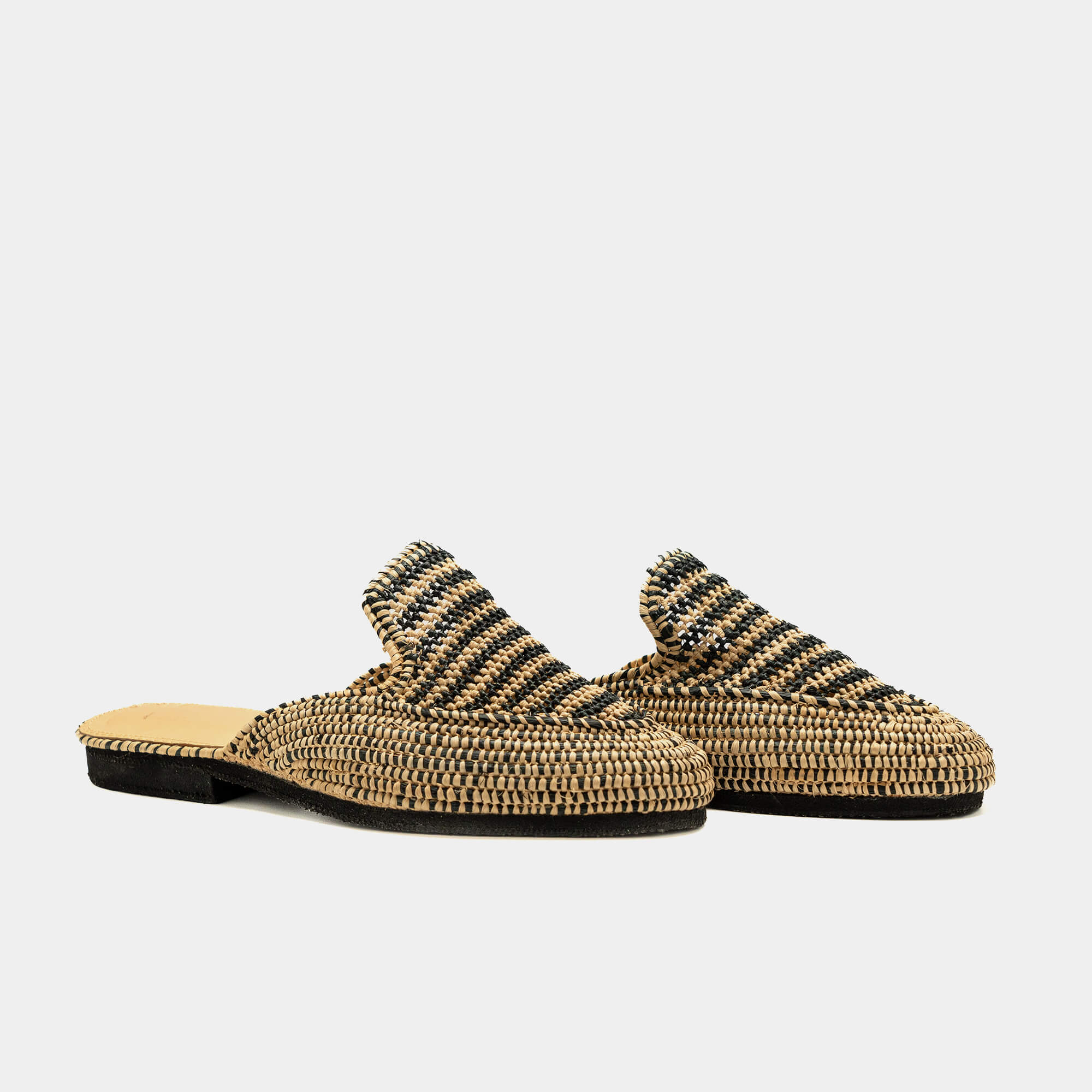 Slip-On Mules Ayur with Crochet