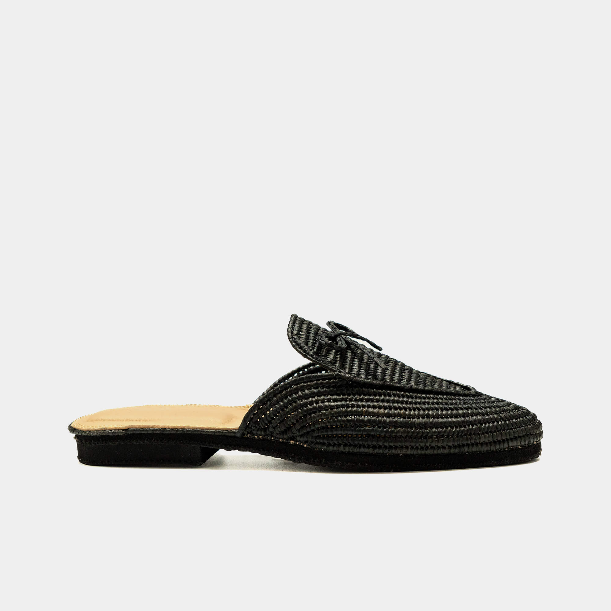 Slip-On Mules Ayur in Black