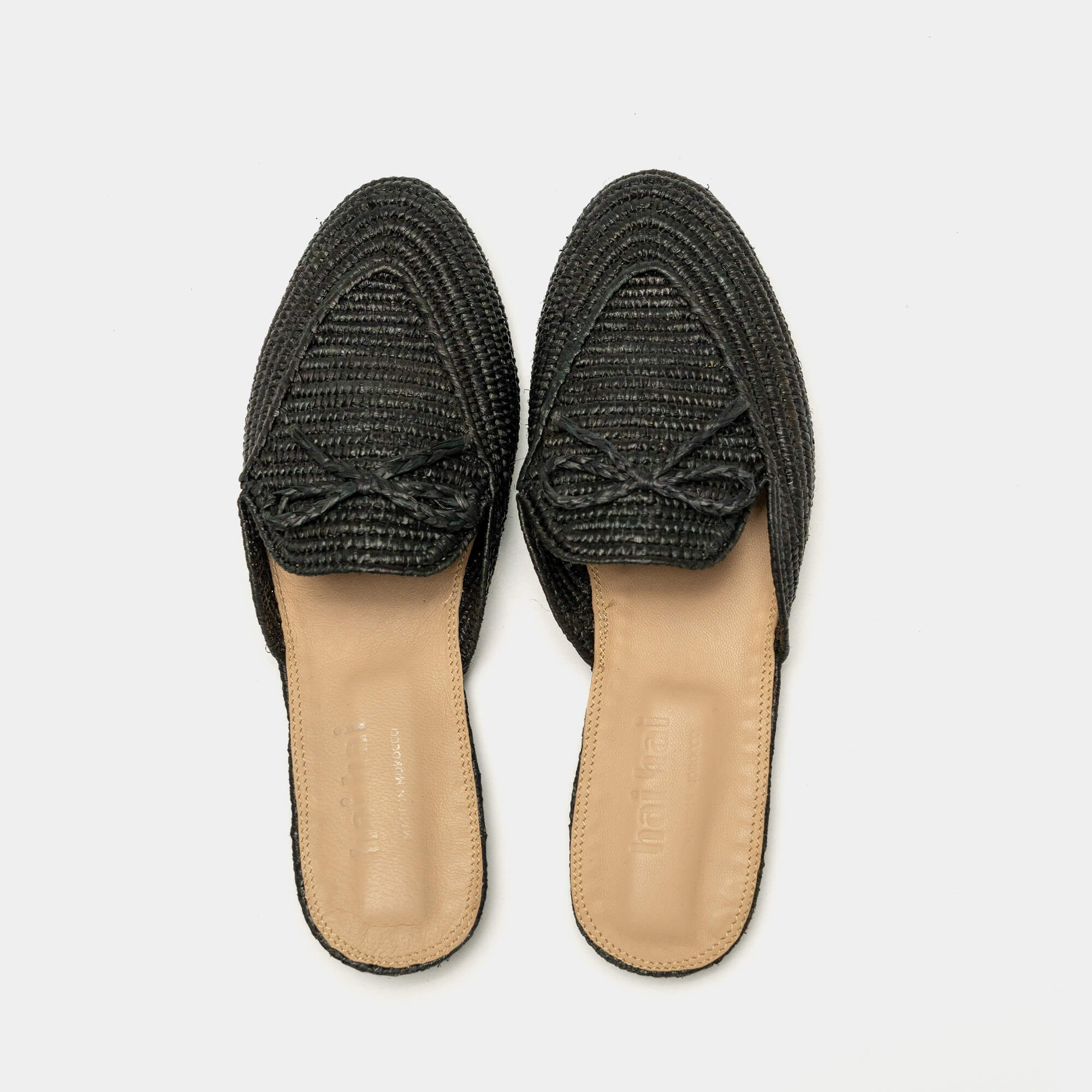 Slip-On Mules Ayur in Black